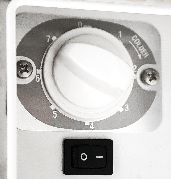 Vitrina de inghetata Curacao, expunere 10 cuve, -22/-15°C, racire statica, iluminare LED, 0.5 kW, clasa energetica A