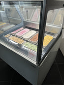 Vitrina de inghetata Komodo, expunere 6 cuve, -16/-18°C, racire ventilata, touch screen, iluminare LED, 550 W, clasa energetica C-15