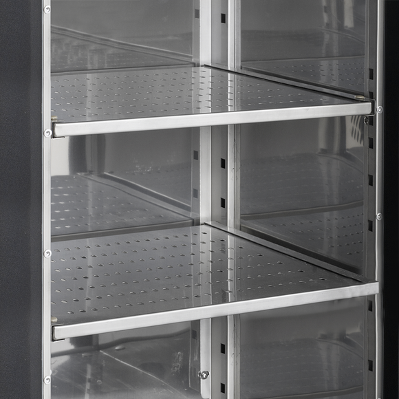 CBC410G-Negru, 605 l, 2 la 10, 4 uși din sticlă cu închidere automată, Ventilat, LED, 320 W, C Gama CBC de backbars este