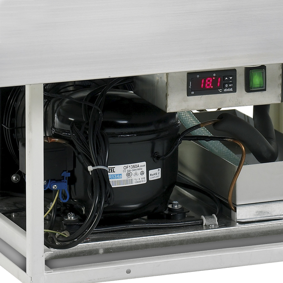 Cuva refrigerata de incastrat 166 l detaliu Tefcold – cuvă frigorifică de încastrat pentru bufete, linii de servire și catering