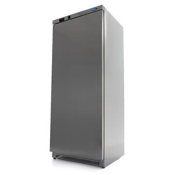 Congelator vertical, -18C -22C, exterior inox, racire statica, 6 polite fixe, 600 litri