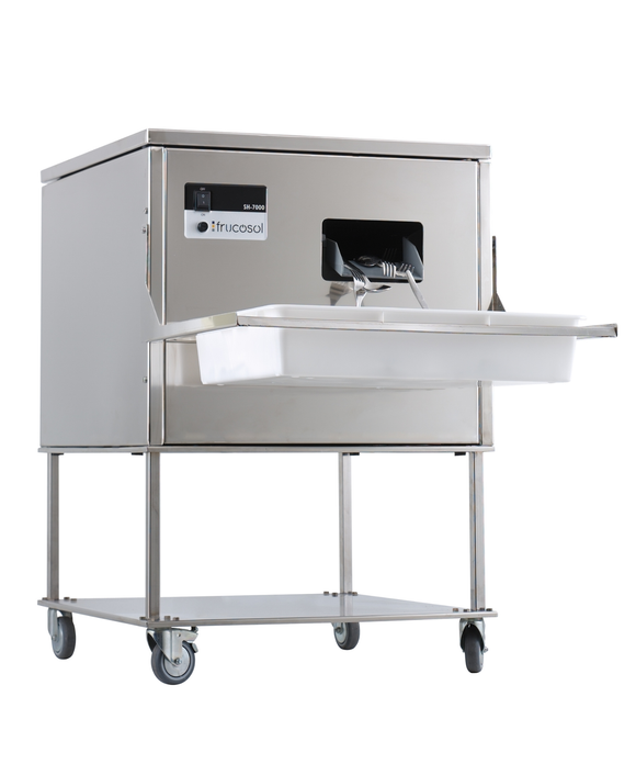 Masina industriala de lustruit tacamuri Frucosol SH7000 cu stand pe roti – 7000-8000 piese pe ora, granule vegetale 8.5 kg, lampa UV, motor silentios, pentru hoteluri mari si catering cu 300 couverts