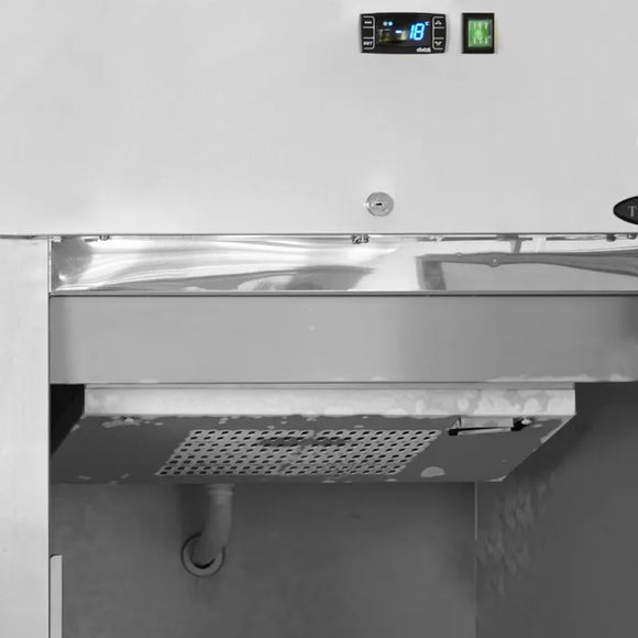 Dulap frigorific inox GN 2/1, +2/+8°C, 700 litri detaliu interior Tefcold – dulap frigorific inox GN pentru bucătărie profesională restaurant