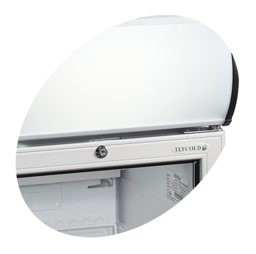 Racitor mic masa BC30C vedere laterala Tefcold – racitor de masa compact pentru bauturi si produse fresh la puncte de vanzare