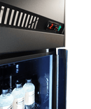 Frigider 3 usi sticla Combisteel IRM-1180R BL, detaliu afisaj digital temperatura si iluminare LED