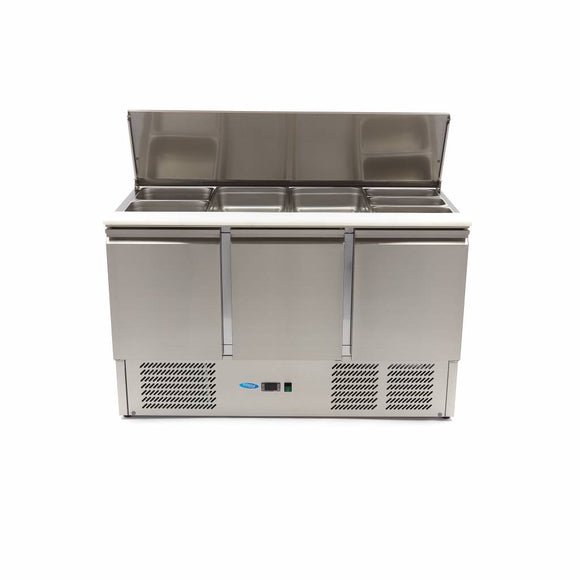 Masa refrigerata inox tip saladeta, 0C 10C cu 3 usi, blat de taiere din polietilena, capac inox, capacitate 400 Litri