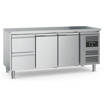 Masa rece inox cu 2 usi, si 2 sertare, temp. 2 8 C, agent frigorific ecologic R290 Masa rece fabricat din otel