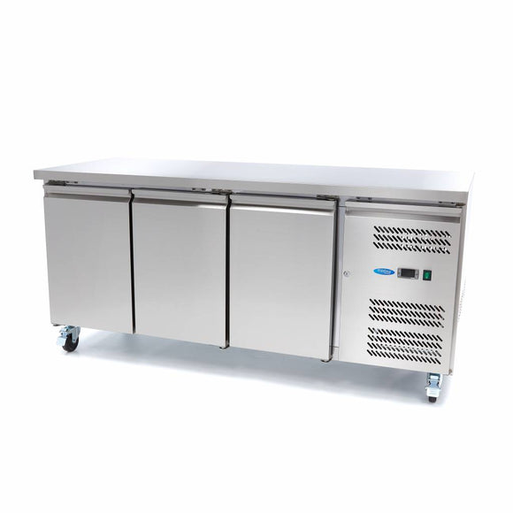 Masa refrigerata inox 2 10C, 3 usi, cu roti