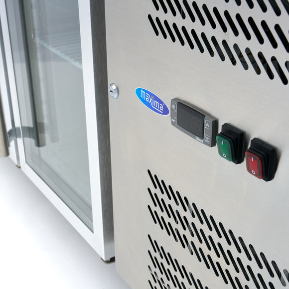 Masa refrigerata inox 2 10C, 3 usi sticla, cu roti Frigiderul tip masa de lucru
