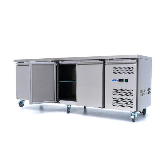 Masa refrigerata inox 2 10C, 4 usi, cu roti Daca esti in cautarea unui