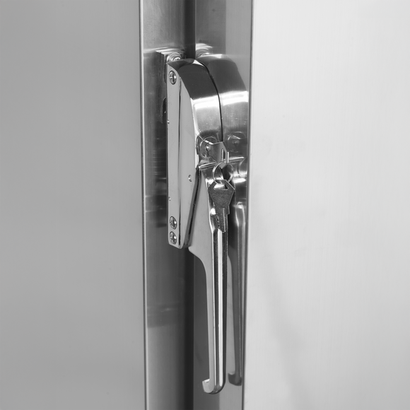 Frigider roll-in inox RIC880 interior Tefcold – frigider roll-in inox pentru carucioare gastronorm in bucatarie profesionala