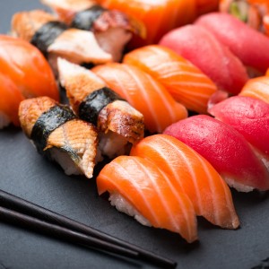 Bucatarie japonezaPlite teppanyakiCooking stationFierbatoare orezFeliere legumeArzatoare de bancmai multe categorii...