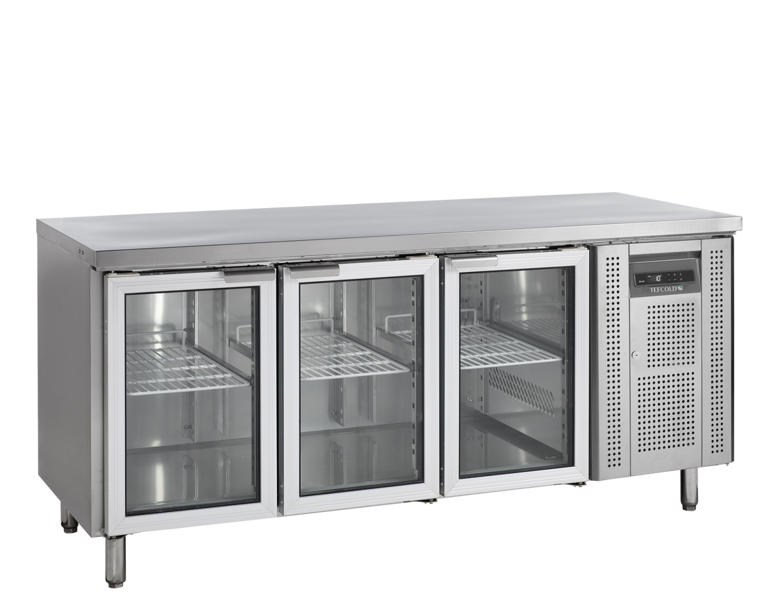 Masa refrigerata inox cu 3 usi cu sticla, temperatura +2 to +10°C, clasa energetica B