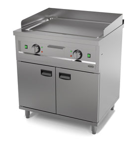 Plita fry-top electrica, neted, zona de coacere cromat, baza cu dulap inchis, 8.10 kW