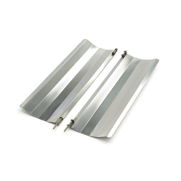Set 2 aparatori laterale de arzator pentru gratar kebab Maxima cu 3 arzatoare