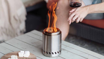 Vatra RedFire Volcano Small din inox, pe fundal alb, vazuta pe o parte