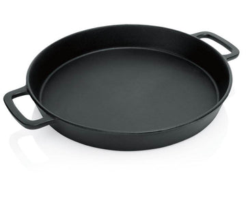 Tigaie gigant fonta diam. Ø50 cm, H7cm, 11 kg, cu 2 manere html Această tigaie gigant din