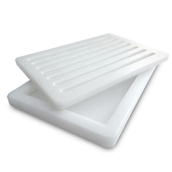 Tocator paine 43x32 cm, cu locas pentru firimituri html Tocator de paine practic